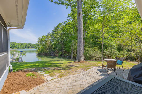 96 Larkspur Lane, Weems, VA