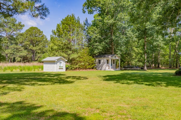 96 Larkspur Lane, Weems, VA