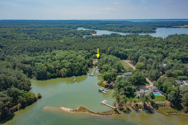 96 Larkspur Lane, Weems, VA