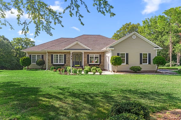 29 Bobwhite Lane, Locust Hill, VA