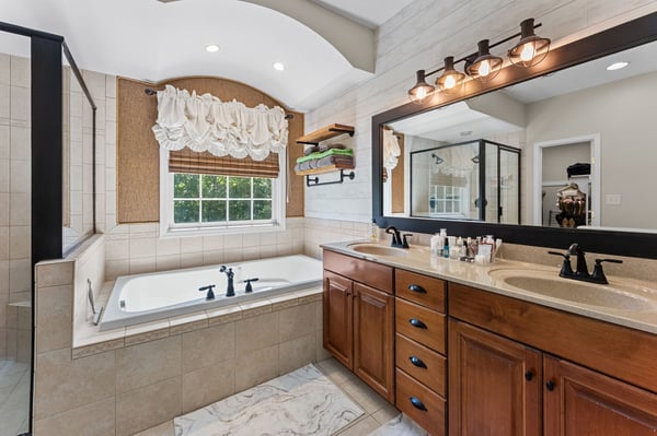 29 Bobwhite Lane, Locust Hill, VA