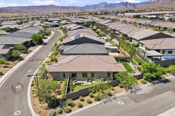 373 Jackalberry Street, Las Vegas, NV