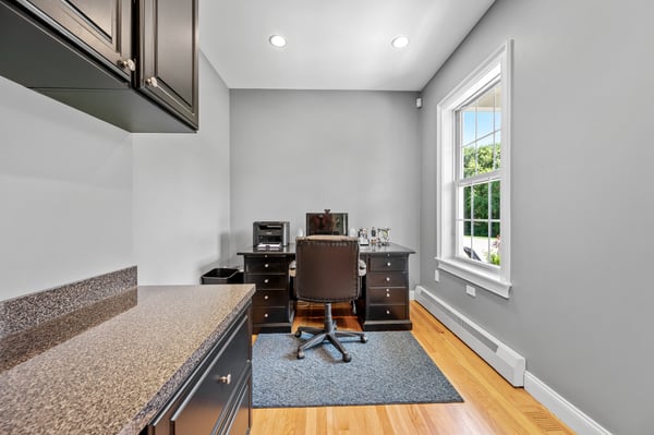 48 Summer Road, Berlin, MA