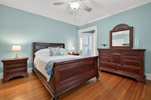 1130 Larchmont Crescent, Norfolk, VA