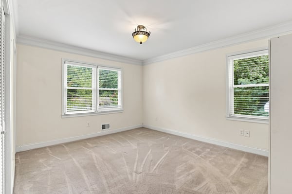252 Shiloh Hills Dr NW, Kennesaw, GA