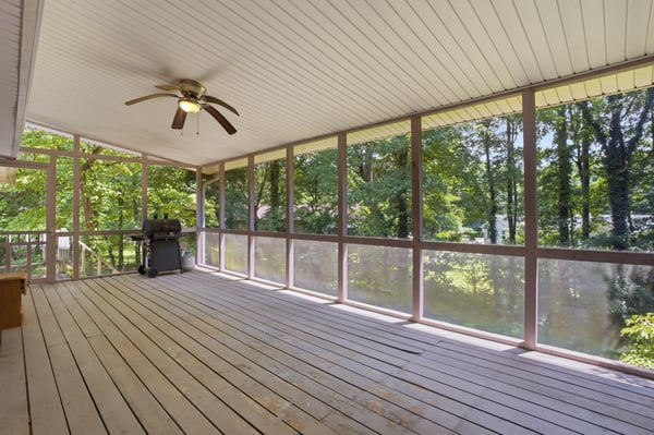 252 Shiloh Hills Dr NW, Kennesaw, GA