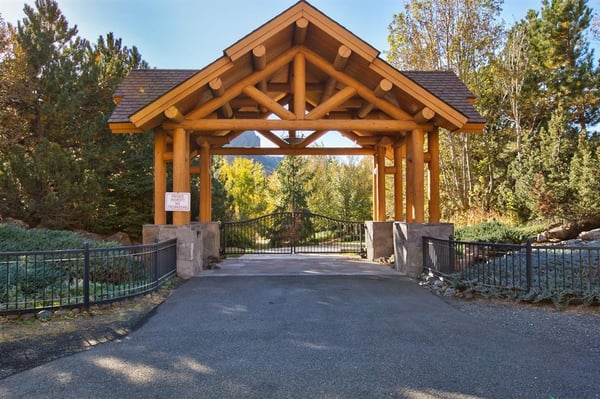 14530 US HWY 12, Naches, WA