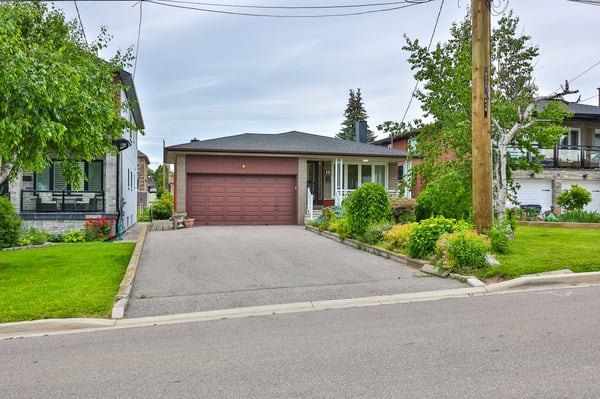 16 Jocada Road, Toronto, ON