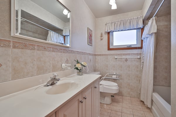 16 Jocada Road, Toronto, ON
