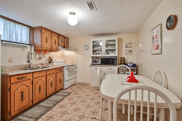 16 Jocada Road, Toronto, ON