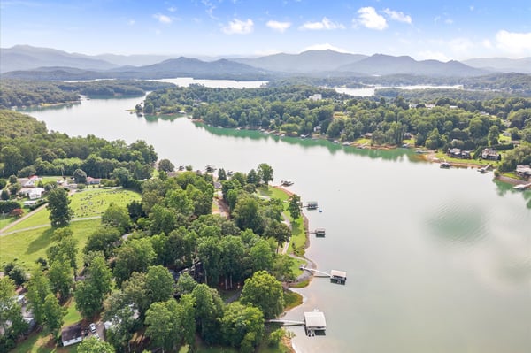 3755 Woods Creek Drive, Young Harris, GA