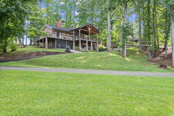 3755 Woods Creek Drive, Young Harris, GA