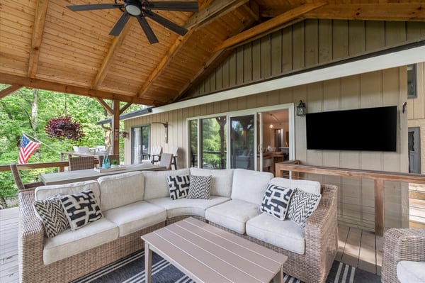 3755 Woods Creek Drive, Young Harris, GA