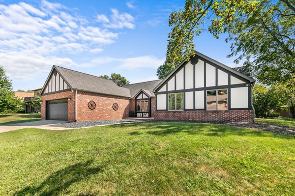 204 Wild Cherry Lane, Swansea, IL