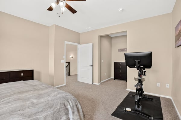 9487 Loggia St, D, Highlands Ranch, CO