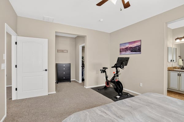 9487 Loggia St, D, Highlands Ranch, CO
