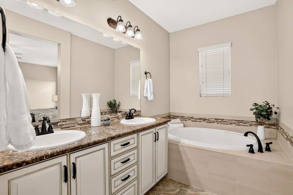 9487 Loggia St, D, Highlands Ranch, CO