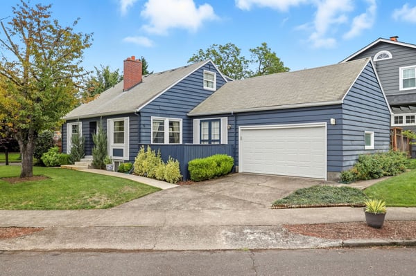 3194 NE Regents Dr., Portland, OR