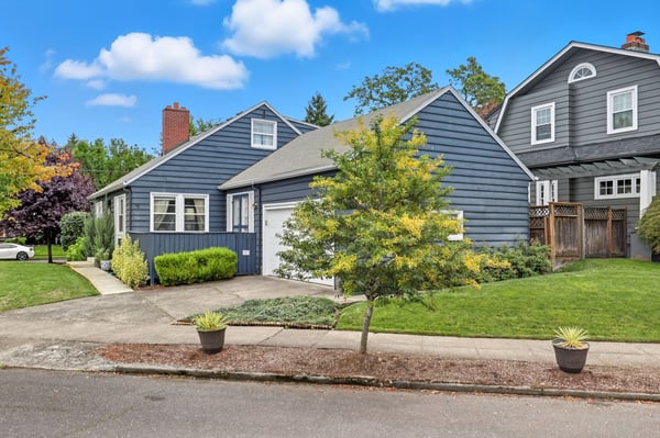 3194 NE Regents Dr., Portland, OR