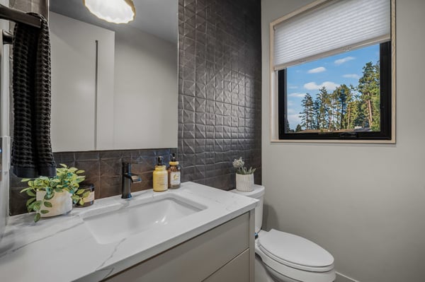 61579 SW Riverwalk Lane, Bend, OR