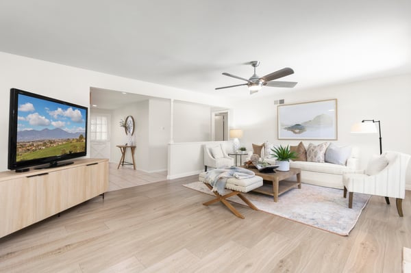 2505 E OshKosh Avenue, Anaheim, CA