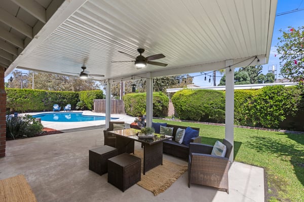 2505 E OshKosh Avenue, Anaheim, CA