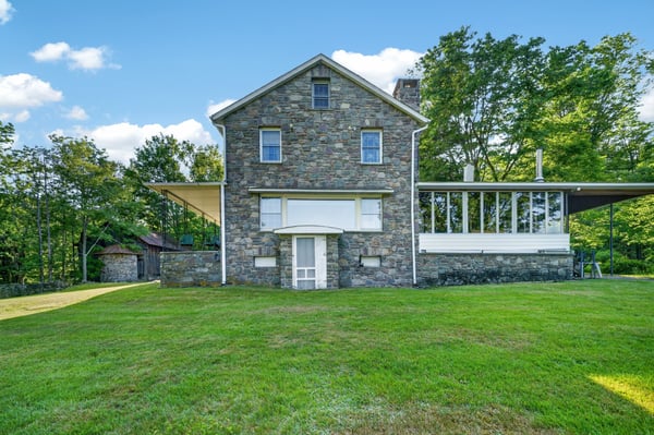 164 E Sterling Road, Newfoundland, PA