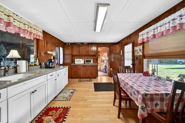 164 E Sterling Road, Newfoundland, PA