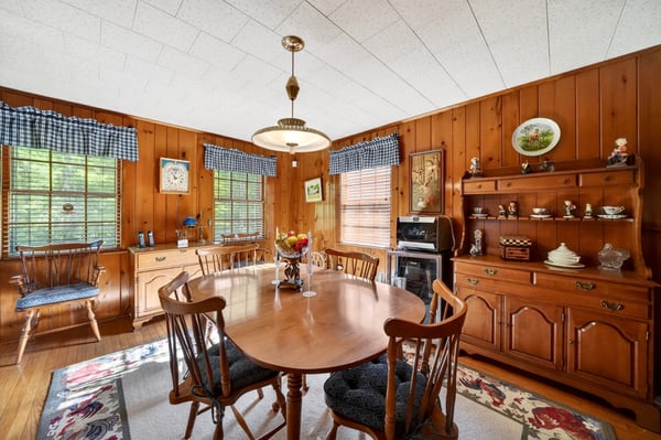 164 E Sterling Road, Newfoundland, PA