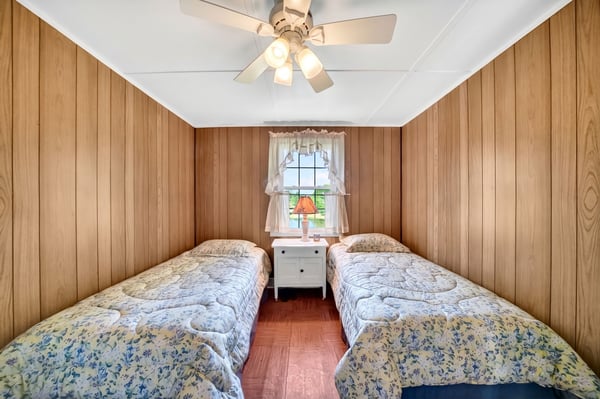164 E Sterling Road, Newfoundland, PA