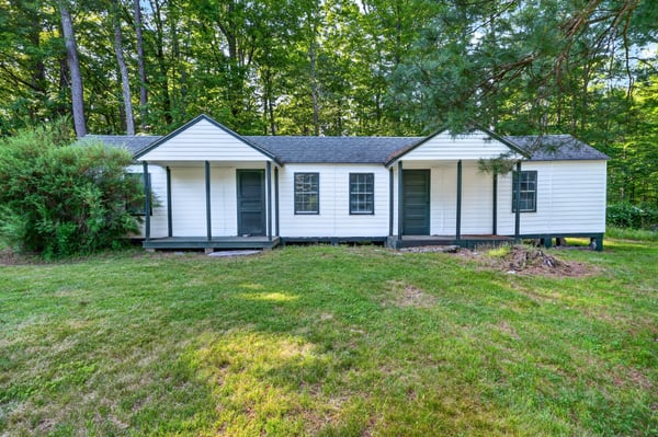 164 E Sterling Road, Newfoundland, PA