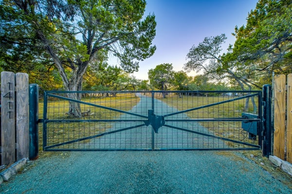 1411 Shelton Ranch Rd, Dripping Springs, TX