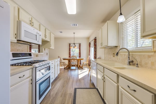 1411 Shelton Ranch Rd, Dripping Springs, TX