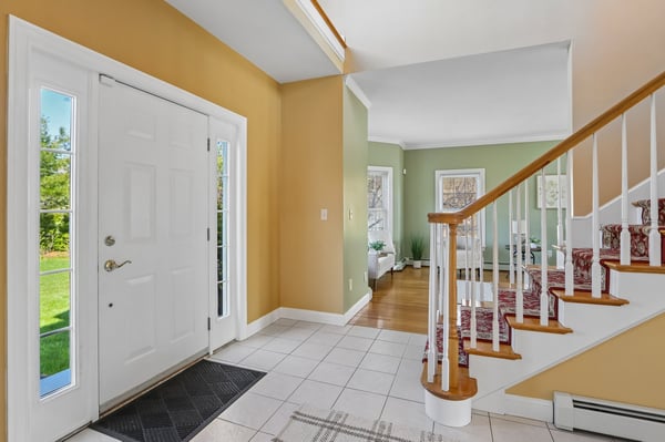 1 Squire Armour Rd, Windham, NH