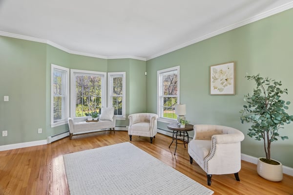 1 Squire Armour Rd, Windham, NH
