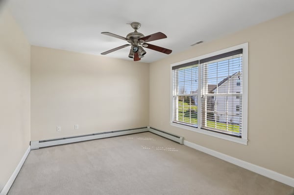 1 Squire Armour Rd, Windham, NH