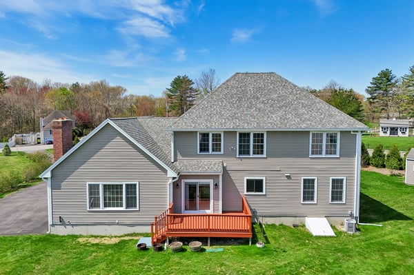 1 Squire Armour Rd, Windham, NH