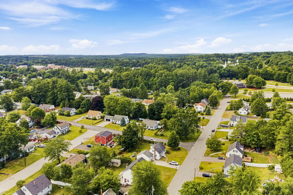 21 Carmine Rd, Nashua, NH