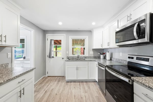 21 Carmine Rd, Nashua, NH