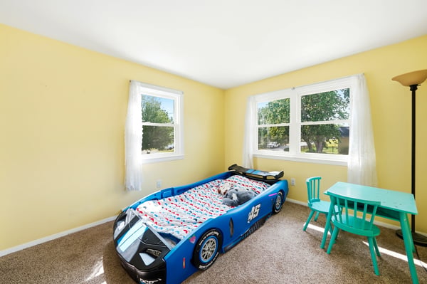 21 Carmine Rd, Nashua, NH