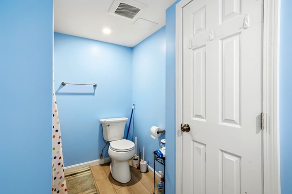 21 Carmine Rd, Nashua, NH