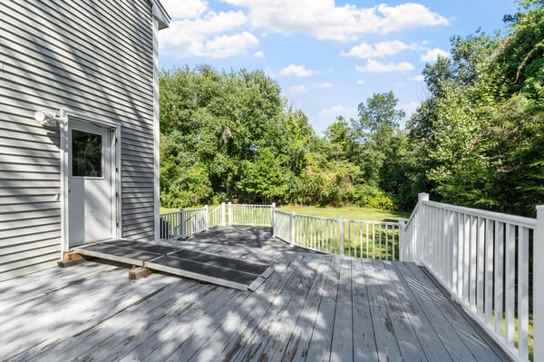 4 Maureen Circle, Londonderry, NH