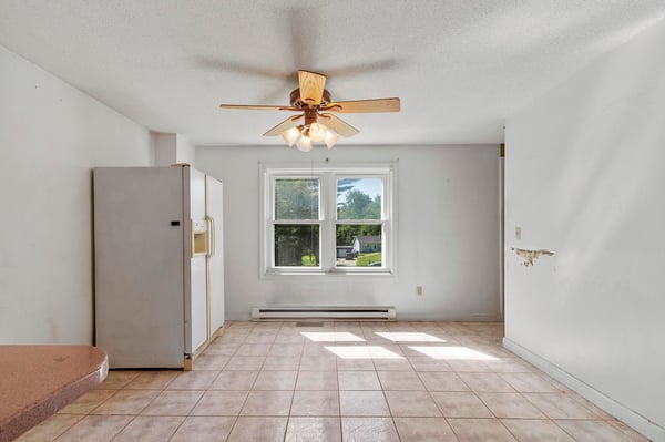 4 Maureen Circle, Londonderry, NH
