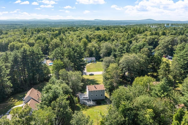4 Maureen Circle, Londonderry, NH
