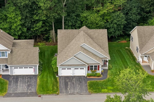 15 Tiffany Circle, Hudson, NH