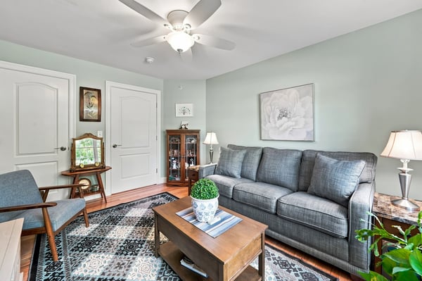 15 Tiffany Circle, Hudson, NH