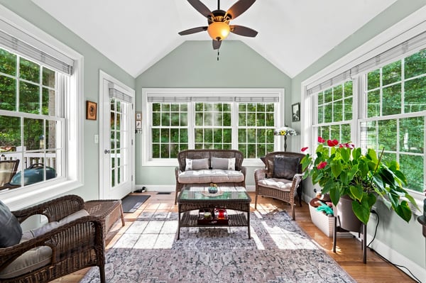 15 Tiffany Circle, Hudson, NH