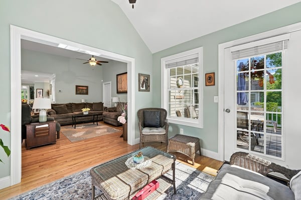 15 Tiffany Circle, Hudson, NH