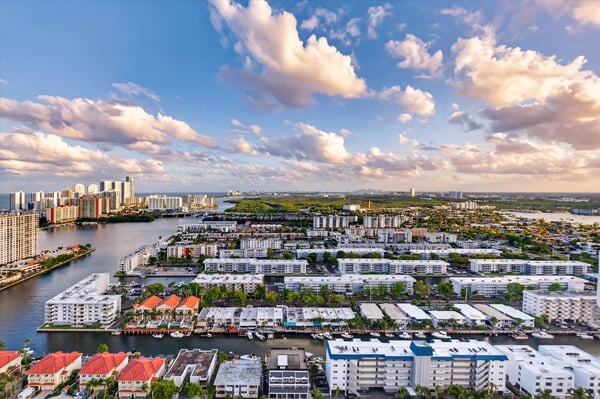 2600 Island Blvd PH-1, Aventura, FL