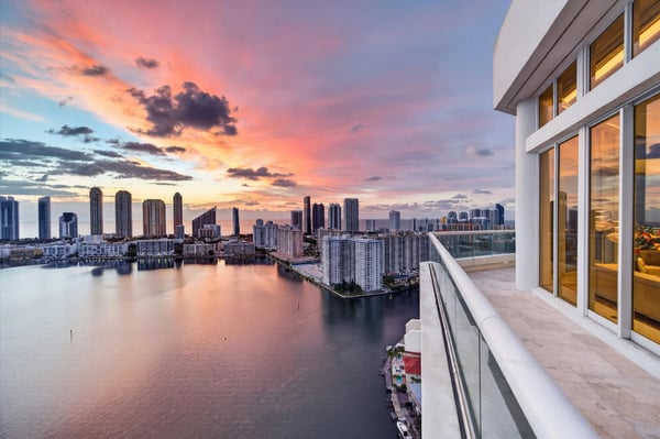 2600 Island Blvd PH-1, Aventura, FL